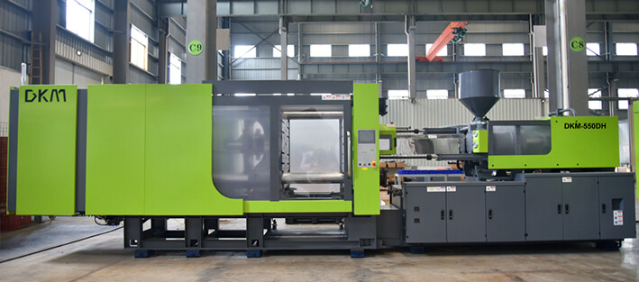 博天堂集团DF春风注塑机550吨